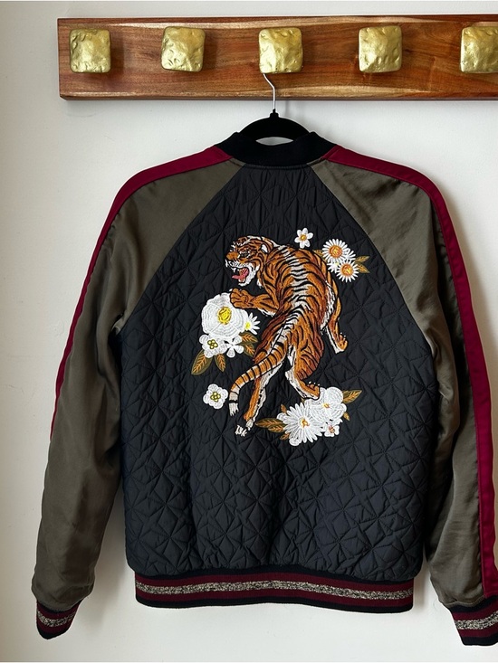Zara Jackets & Blazers - Zara Tiger Embroidered Med Bomber Jacket Souvenir Style Quilted Satin Streetwear